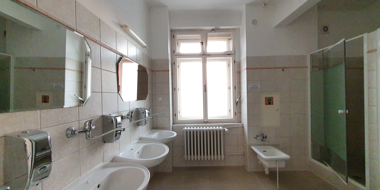 koupelna společná pani 3NP.jpg